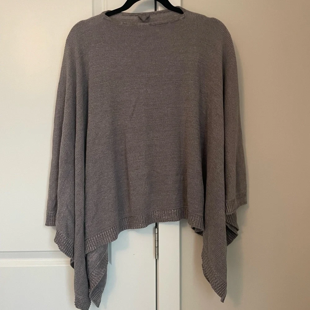 Lululemon Divinity Scarf Poncho Shawl Gray‎ One Size